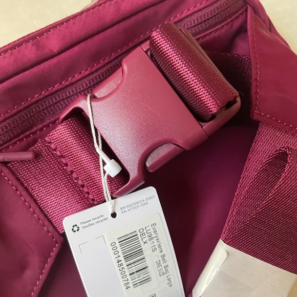 Lululemon Everywhere Belt Bag Large 2L - Deep Luxe - Picture 8 of 14